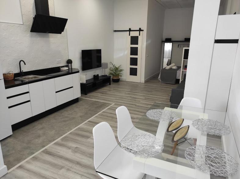 Apartamento Turistico Lyra Baena Exteriér fotografie