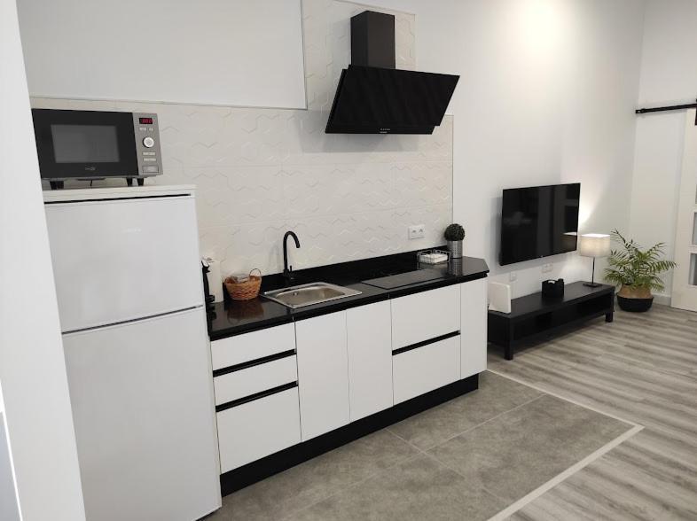 Apartamento Turistico Lyra Baena Exteriér fotografie